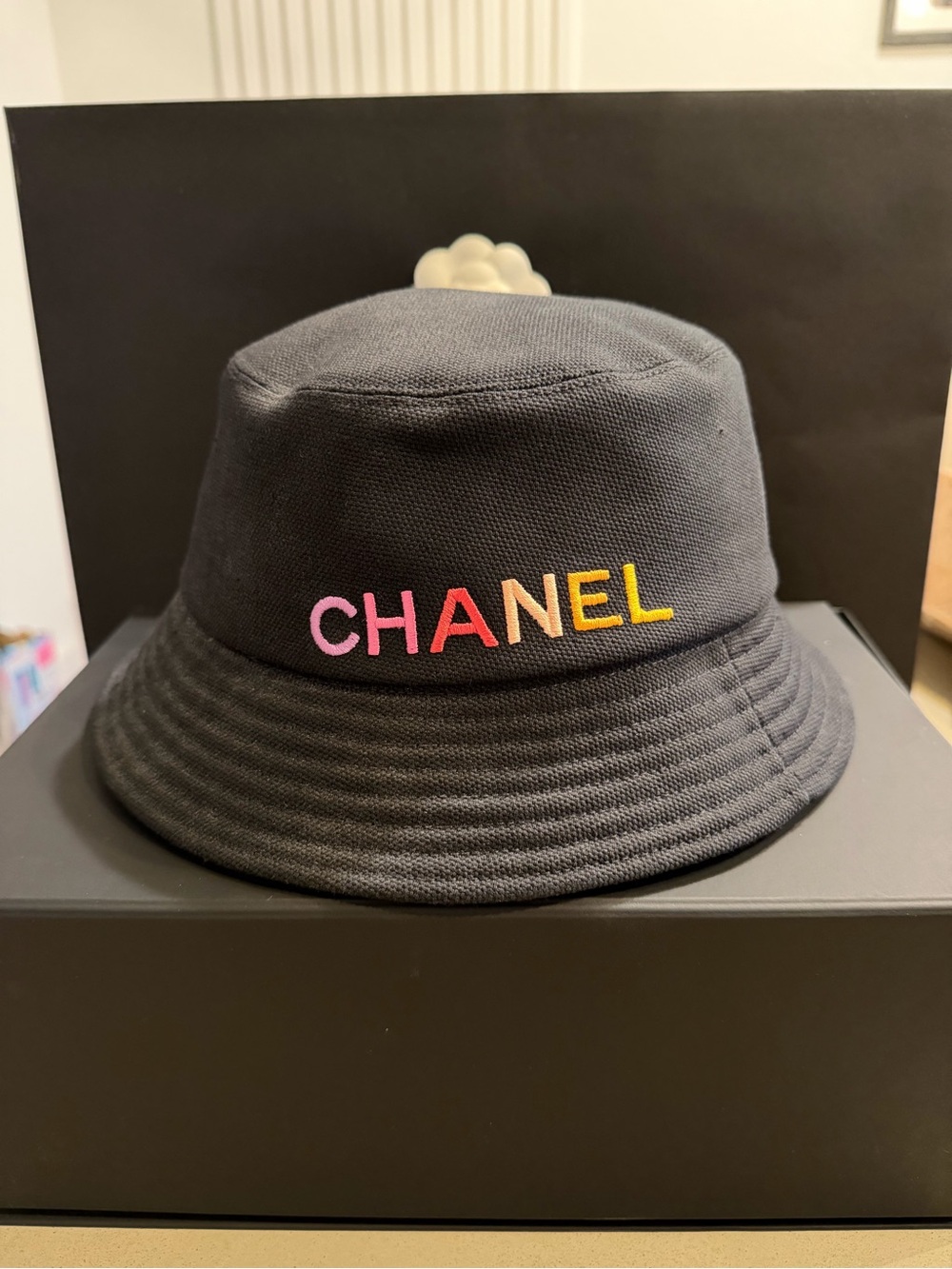 CHANEL | ✨NEW✨ 24C Embroidered Logo Cotton Bucket Hat in Black
